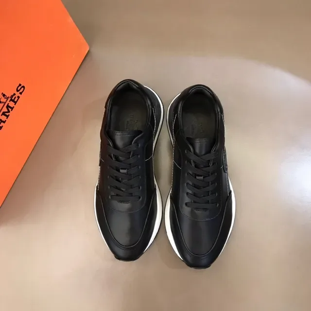 Hermès Oran Sneakers Lifestyle Cuero Negro Medallion 9