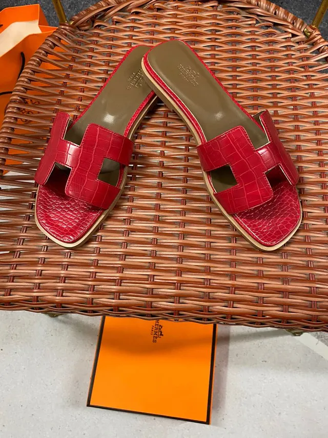 Hermès Oran Red Crocodile-Embossed Leather Slippers 5