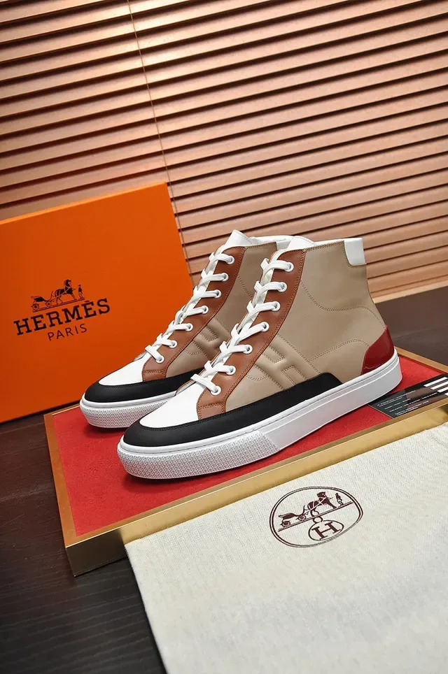 Hermès Zapatillas altas blancas y marrones de cuero con paneles 7