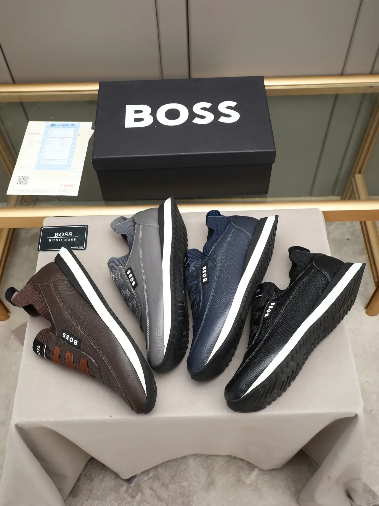 Hugo Boss 黑色压纹皮革无鞋带拖鞋式生活方式运动鞋 2
