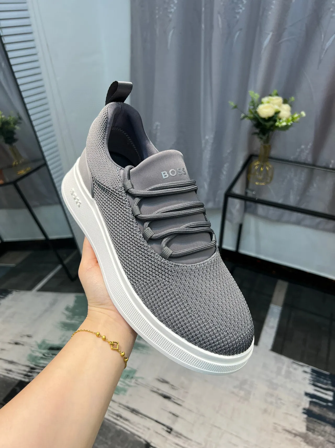 Hugo Boss Zapatillas de plataforma gris con correa elástica de tricot 7