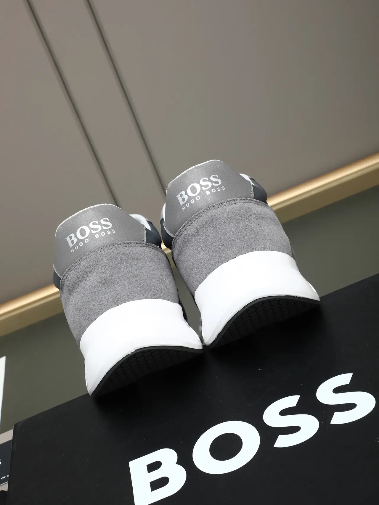 Hugo Boss Zapatillas Lifestyle Ante y Textil Gris 3