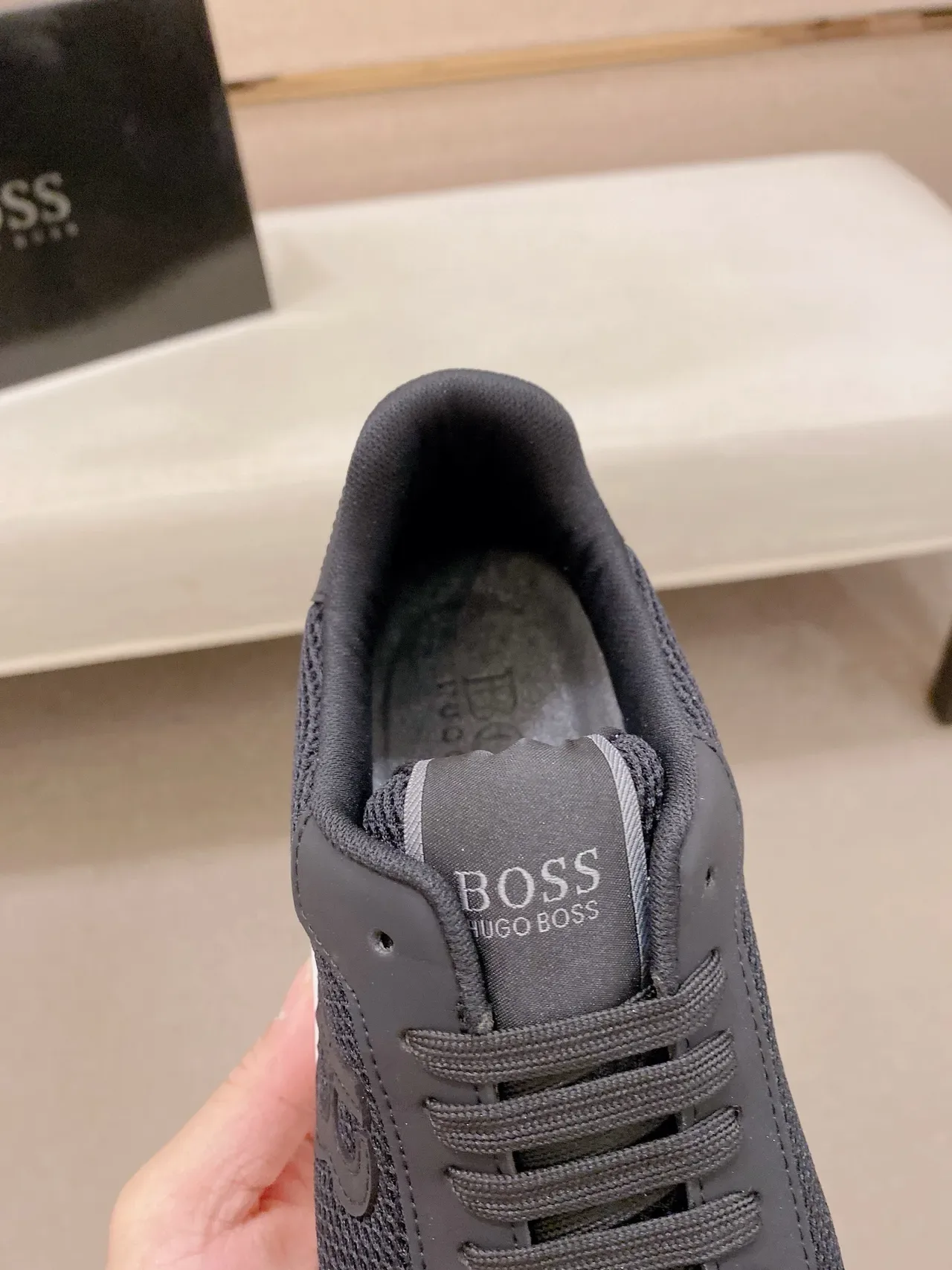 Hugo Boss Track Trainer কালো এবং সাদা লাইফস্টাইল স্নিকার 4