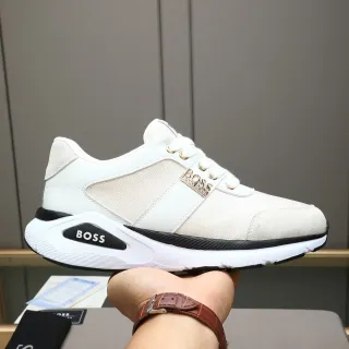 Hugo Boss 白色米色 分层网面和麂皮鞋面 金色金属眼孔 生活方式运动鞋