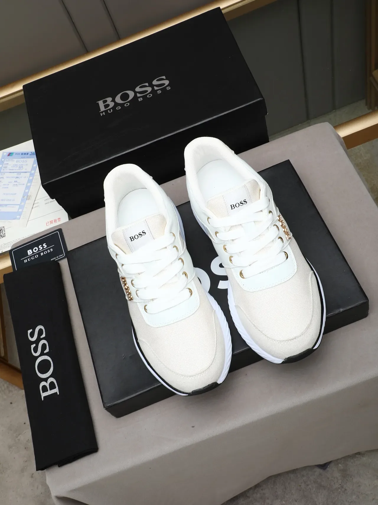 Hugo Boss White Beige Layered Mesh And Suede Upper Gold-Tone Metal Eyelets Lifestyle Sneakers 2