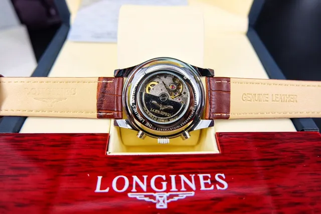 Longines Master Collection Chronograph বাদামী সাদা গোল স্টেইনলেস স্টিল কেস গিলোশে ডায়াল যান্ত্রিক ঘড়ি 2