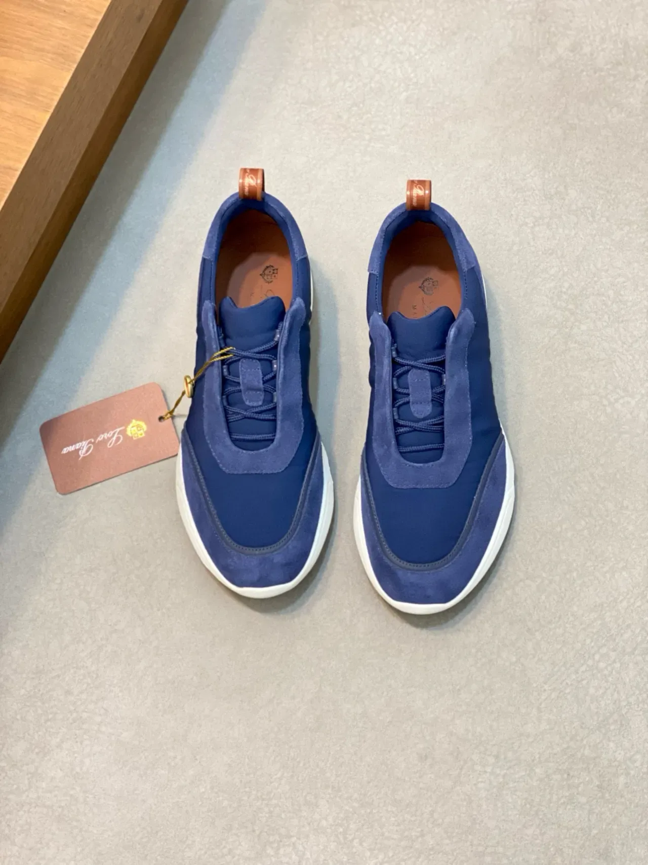 Loro Piana حذاء أنيق أزرق من الصوف والنايلون بدون لاسيه سلايب أون أسلوب حياة 2