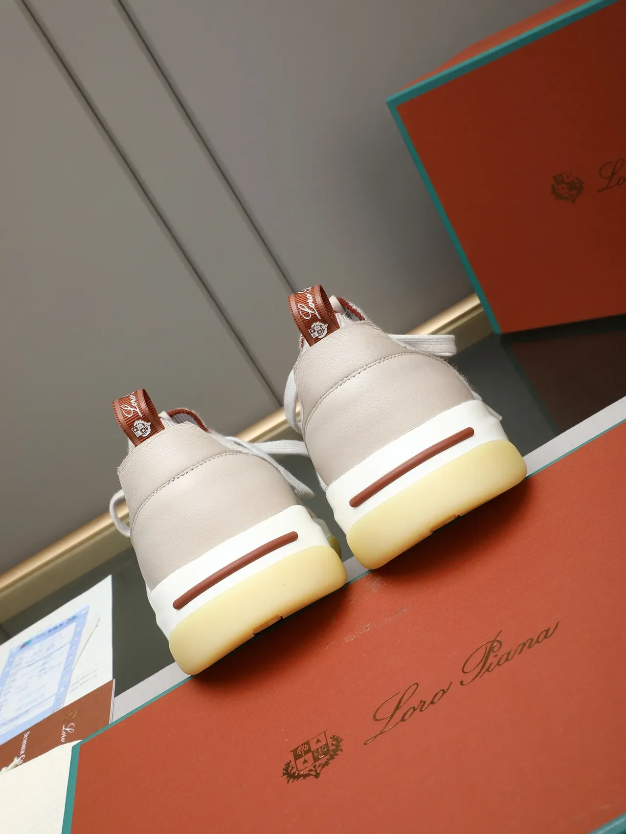 Loro Piana Sneaker lifestyle en tricot et daim 3