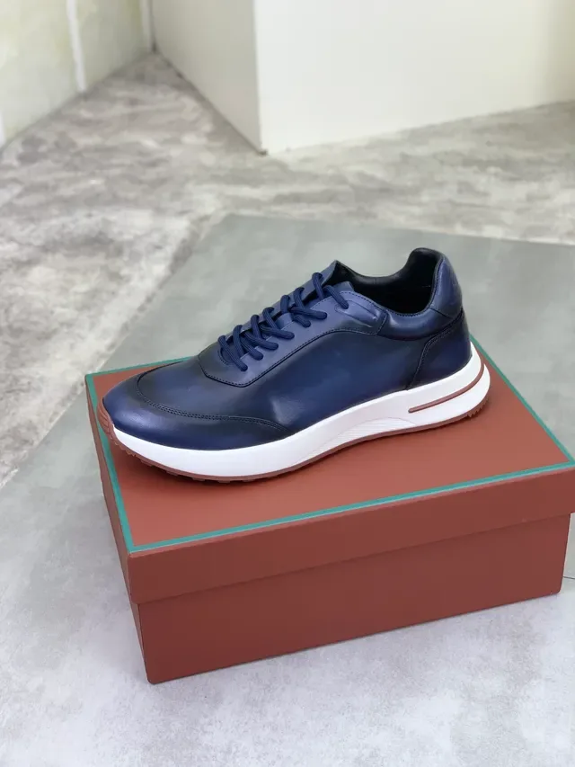 Loro Piana Navy White Cuir Supérieur Contraste Midsole Sneakers 4