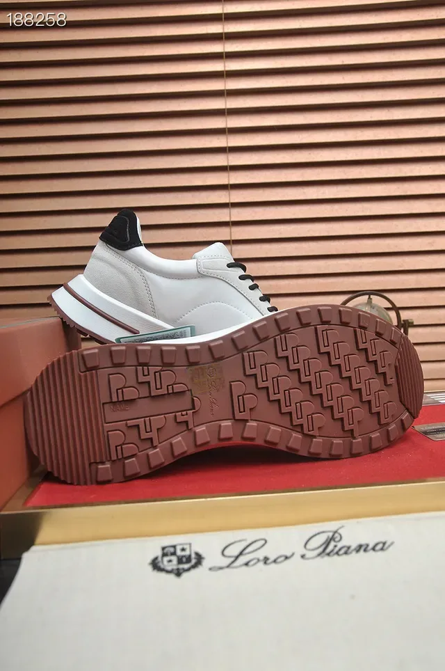 Loro Piana White and Beige أحذية رياضية أسلوب حياة 2