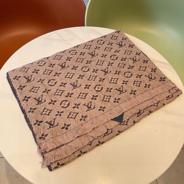 Louis Vuitton وشاح كشمير بيجي رمادي مونوغرام جاكارد محبوك حواف فرنجية 5