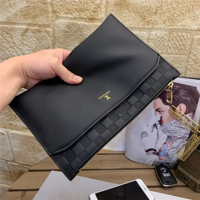Louis Vuitton Negro Dorado Piel Suave Cuerpo Tejido Damier Infini Solapa Envolvente Clutch 5