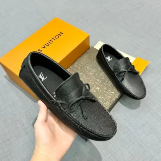 Louis Vuitton লুফার কালো বিন্দুকৃত চামড়া বাঁধা ফিতা