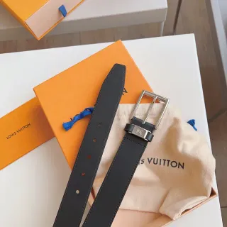 Louis Vuitton Cinto de Couro Preto Prateado Suave Retangular com Fivela