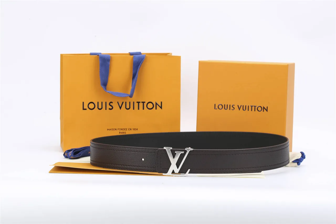 Louis Vuitton Noir Argent Grain texturé Entrelacé LV Monogramme Boucle Ceinture en cuir 9