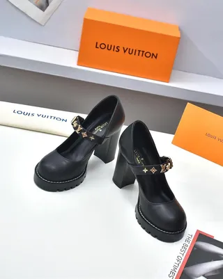 Louis Vuitton Black Star-Buckle Mary Jane Shoes 6