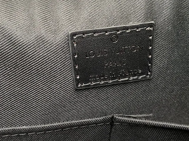 Louis Vuitton काला संरचित चमड़े का बोस्टन बैग 2