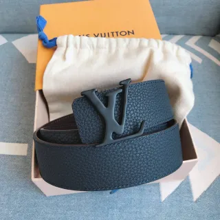 Louis Vuitton नीला काला पेबल्ड स्कल्प्टेड मॉनोग्राम बकल चमड़ी की बेल्ट