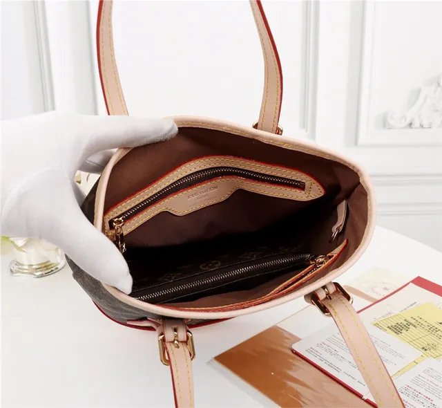 Louis Vuitton بني بيج مونوغرام قماش شكل أسطواني حقيبة دلو 2