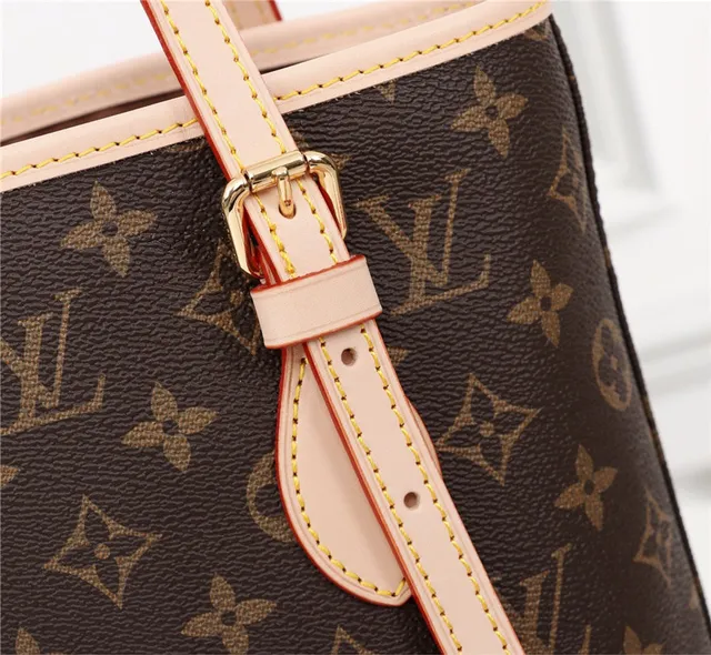 Louis Vuitton بني بيج مونوغرام قماش شكل أسطواني حقيبة دلو 8