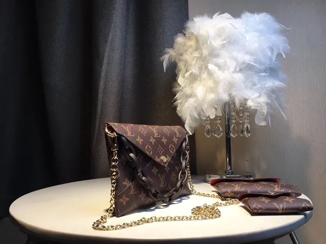 Louis Vuitton Sac à Chaîne avec Pochette Rabat Toile Monogramme Marron Doré 6