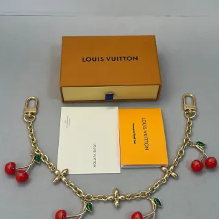 Louis Vuitton Cherry Charm Corrente Dourado Vermelho Colar