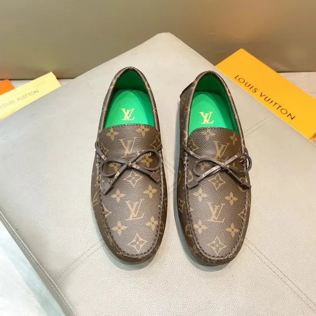 Louis Vuitton Driver 棕绿 Monogram Canvas 蝴蝶结细节 乐福鞋 2