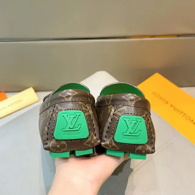 Louis Vuitton Driver 棕绿 Monogram Canvas 蝴蝶结细节 乐福鞋 7