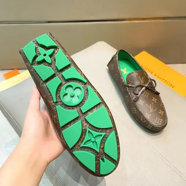 Louis Vuitton Driver 棕绿 Monogram Canvas 蝴蝶结细节 乐福鞋 8
