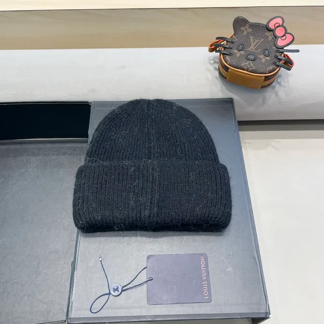 路易威登刺绣花押黑色针织贝尼帽 8