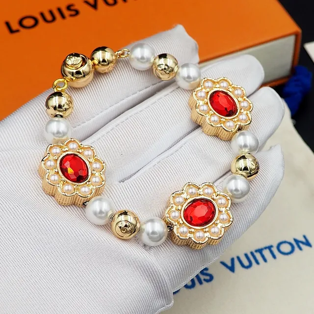 Louis Vuitton Motif Floral Pierre Rouge et Perle Bracelet 8
