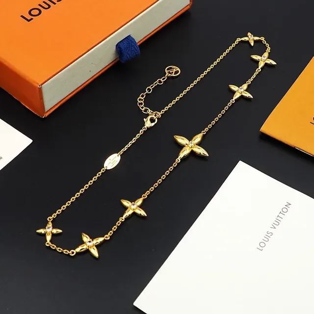 Louis Vuitton Fleur Or Rose Chaîne Motifs à Quatre Pétales Collier 5