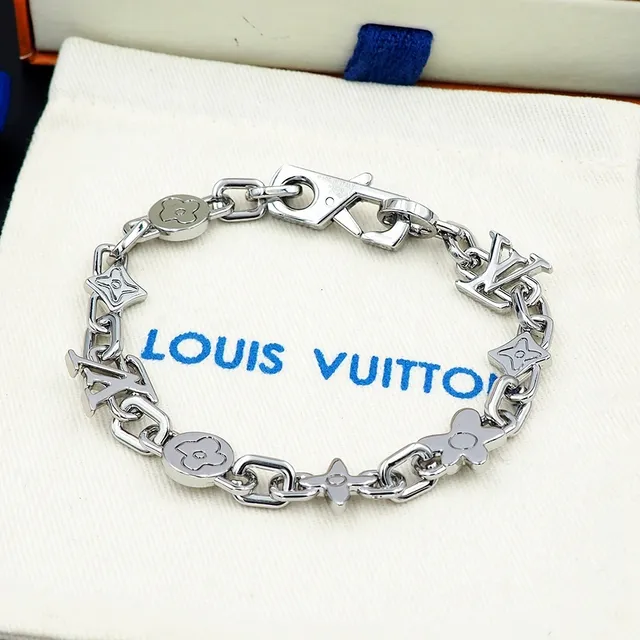 Louis Vuitton Iconic Chain Bracelet Pulseras de metal en tono plata y oro 7