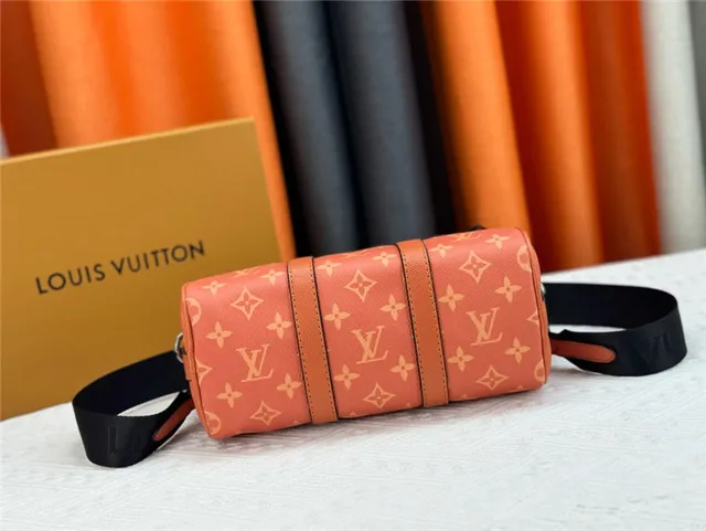 Louis Vuitton Keepall Negro Naranja Monogram Canvas Silueta de Barril Bolso Boston 6
