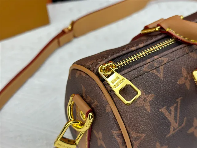 Louis Vuitton Keepall Negro Naranja Monogram Canvas Silueta de Barril Bolso Boston 12