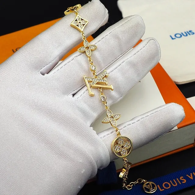 Louis Vuitton LV Flower Pavé-Crystal Gold-Tone Bracelet 7