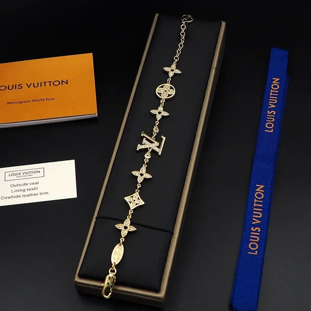 Louis Vuitton LV Flower Pavé-Crystal Gold-Tone Bracelet 9