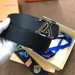 Louis Vuitton LV Initiales काले चिकनॉट चमड़े का बेल्ट