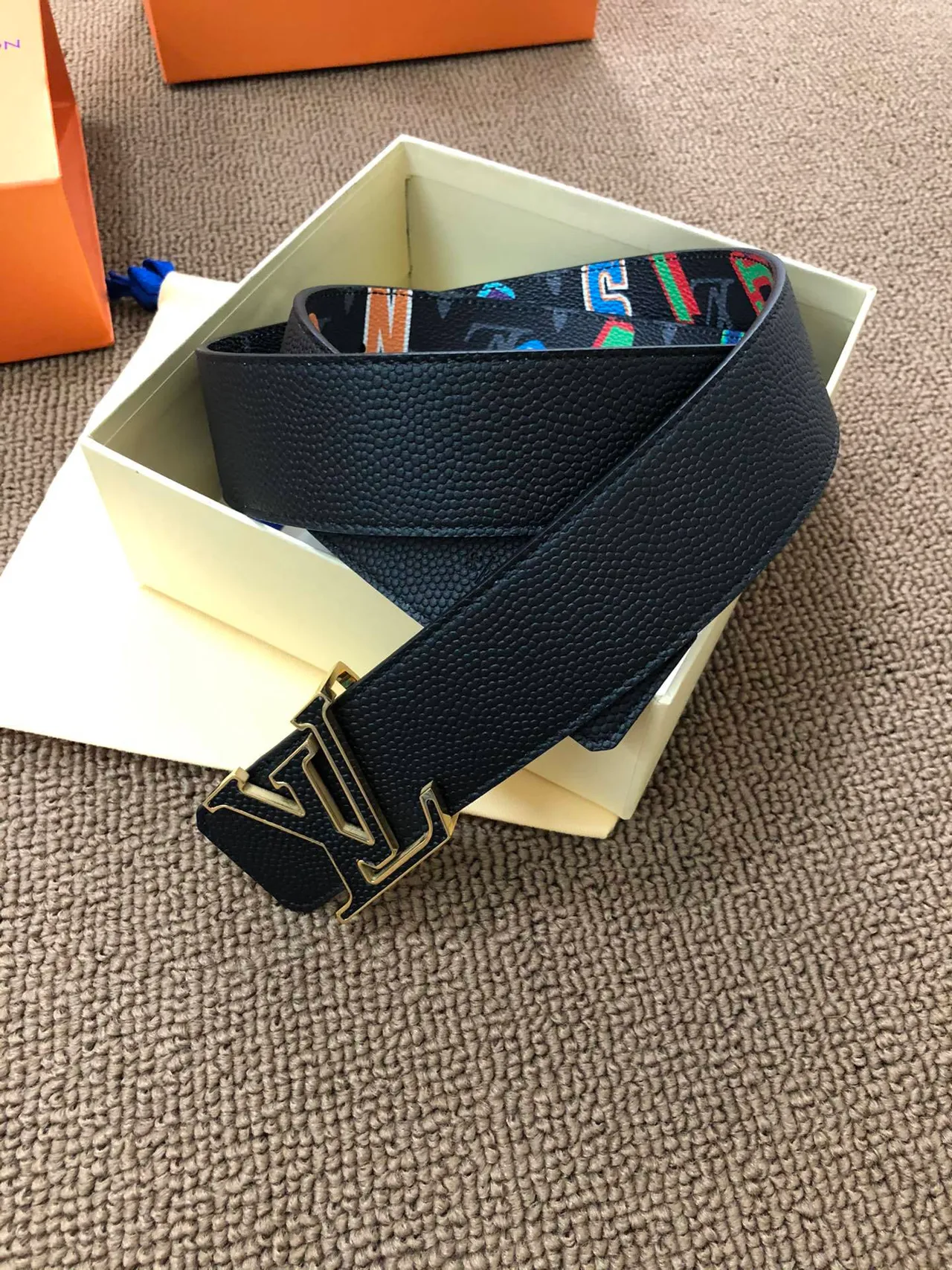 Louis Vuitton LV Initiales Black Pebbled Leather Belt 4
