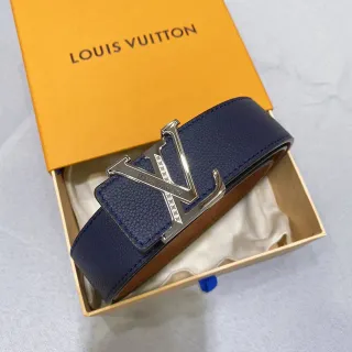 Louis Vuitton LV Initiales नेवी ब्लू चमड़ी की बेल्ट