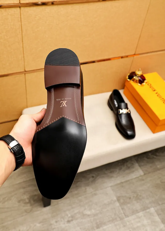 لويس فتون LV مكاسين أسود ذهبي جلد مصقول حزام إبزيم مكاسين 8
