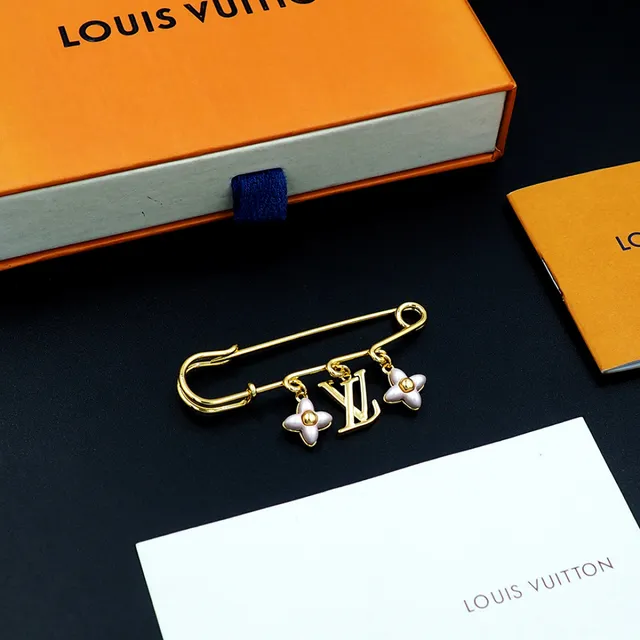 Louis Vuitton LV Monogramme Charme Floral Broche Or Rose Épingle de Sécurité Pendante 8