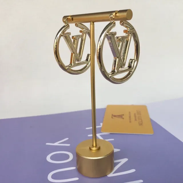 Louis Vuitton LV Monogram Argolas Dourado 3