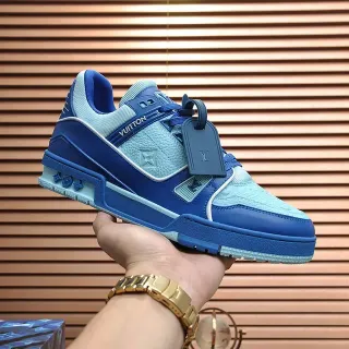 Louis Vuitton LV Trainer Azul Marino Structured Cage Overlay Panel de Cuero Monogram Lifestyle Sneakers