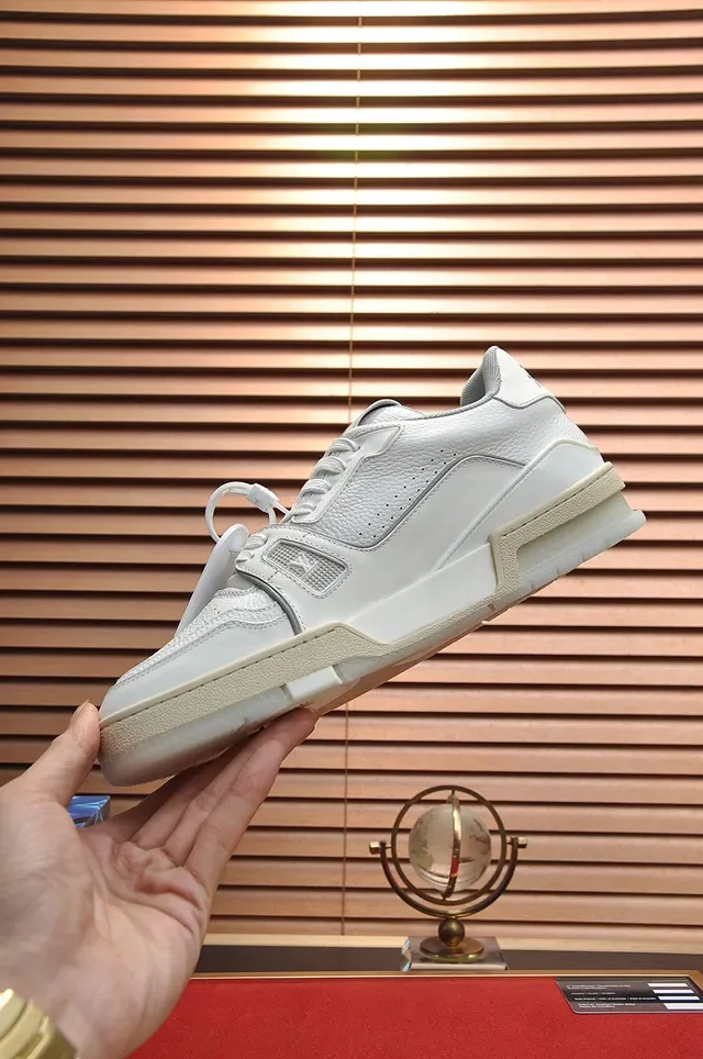 Louis Vuitton LV Trainer White Beige Layered Midsole Script Logo Detail Lifestyle Sneakers 6
