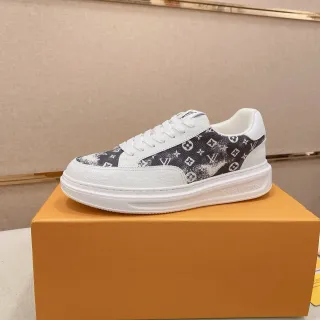 Louis Vuitton LV Trainer Tênis Branco e Preto Low-Top Plataforma com Painel Impressão Monograma Lifestyle Sneakers