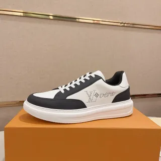 Louis Vuitton LV Trainer Branco e Preto Perfurado com Monograma Couro bicolor Sneakers Lifestyle
