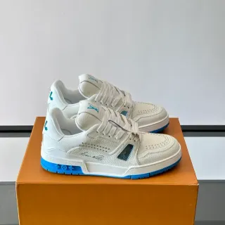 Louis Vuitton LV Trainer Blancos Azules Cuero Estructurado Detalles Perforados Lifestyle Sneakers
