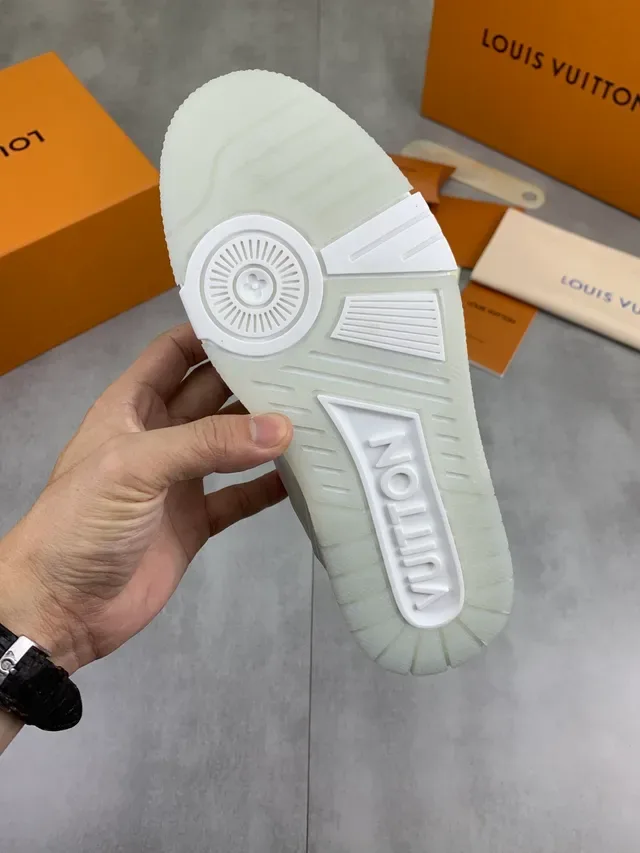 Louis Vuitton LV Trainer Sneakers Lifestyle Blanc Vert Tige Matériau Mixte à Couches Semelle Sculptée 4
