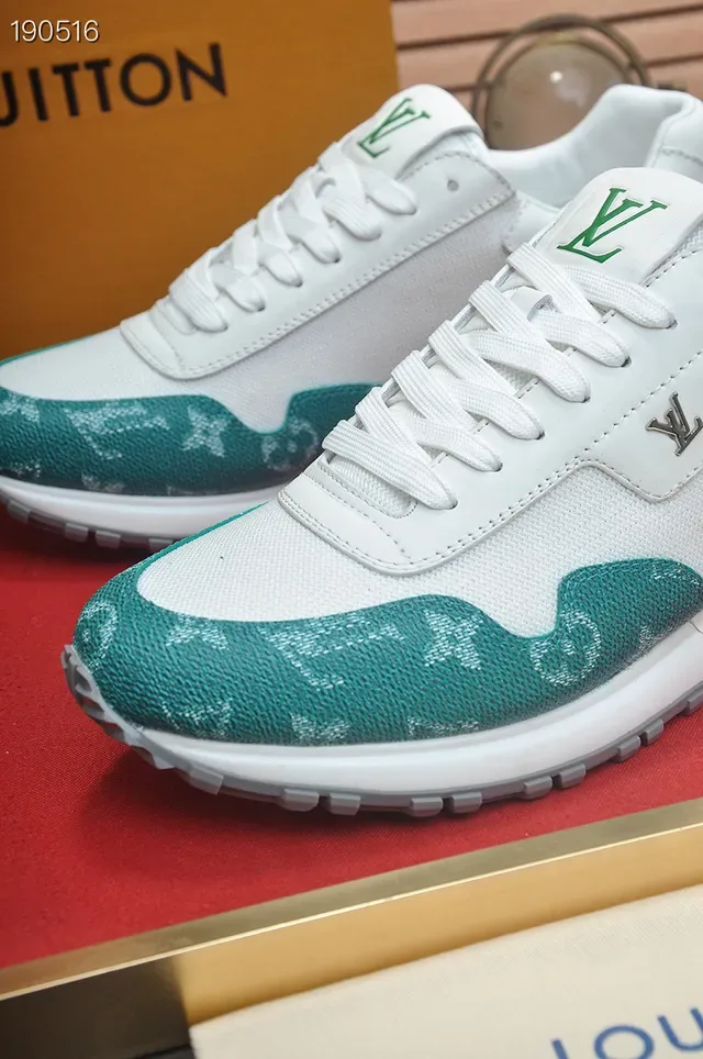 Louis Vuitton LV Trainer सफेद हरा मिश्रित सामग्री ऊपरी मोनोग्राम एम्प्रिंट लेदर अक्सेंट लाइफस्टाइल स्नीकर 3